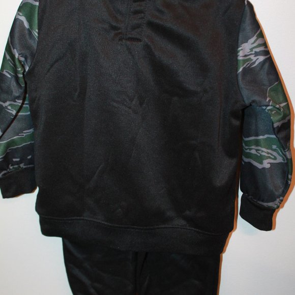 Size 18 Month Jordan Black/Camo set - Picture 6 of 6